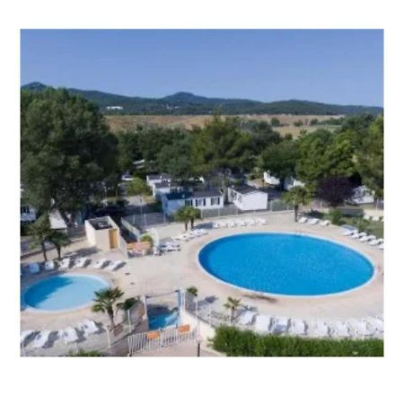 Le Domaine Des Iscles Hotel La Roque-d'Antheron Exterior photo